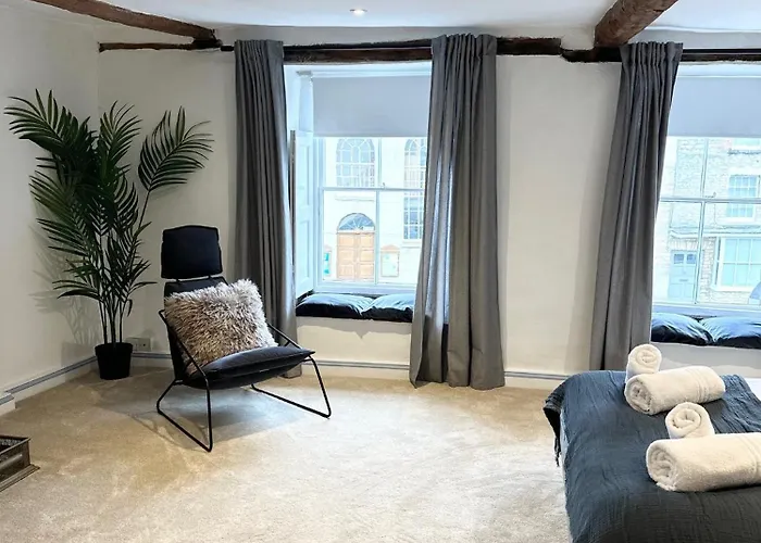 Beautiful Grade II Oxford Home, 5 Floors|Sleeps 14