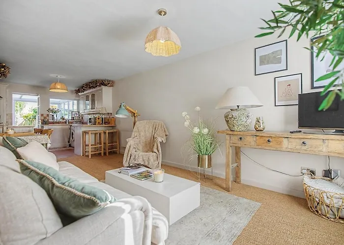Charming & Stylish 2 Beds Cotswolds Cottage Near Blenheim Palace